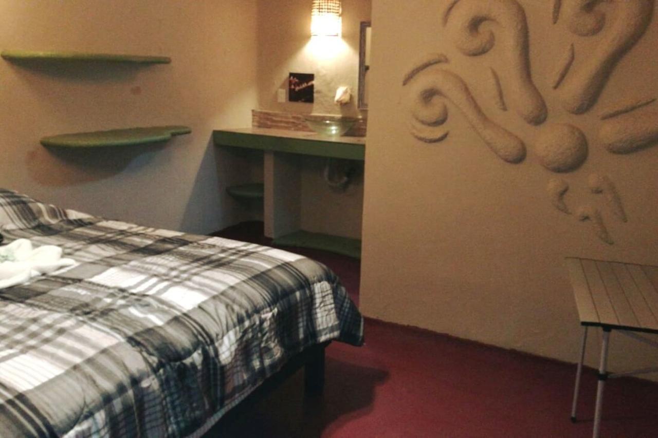 Deja Hostel Плая дел Кармен Екстериор снимка